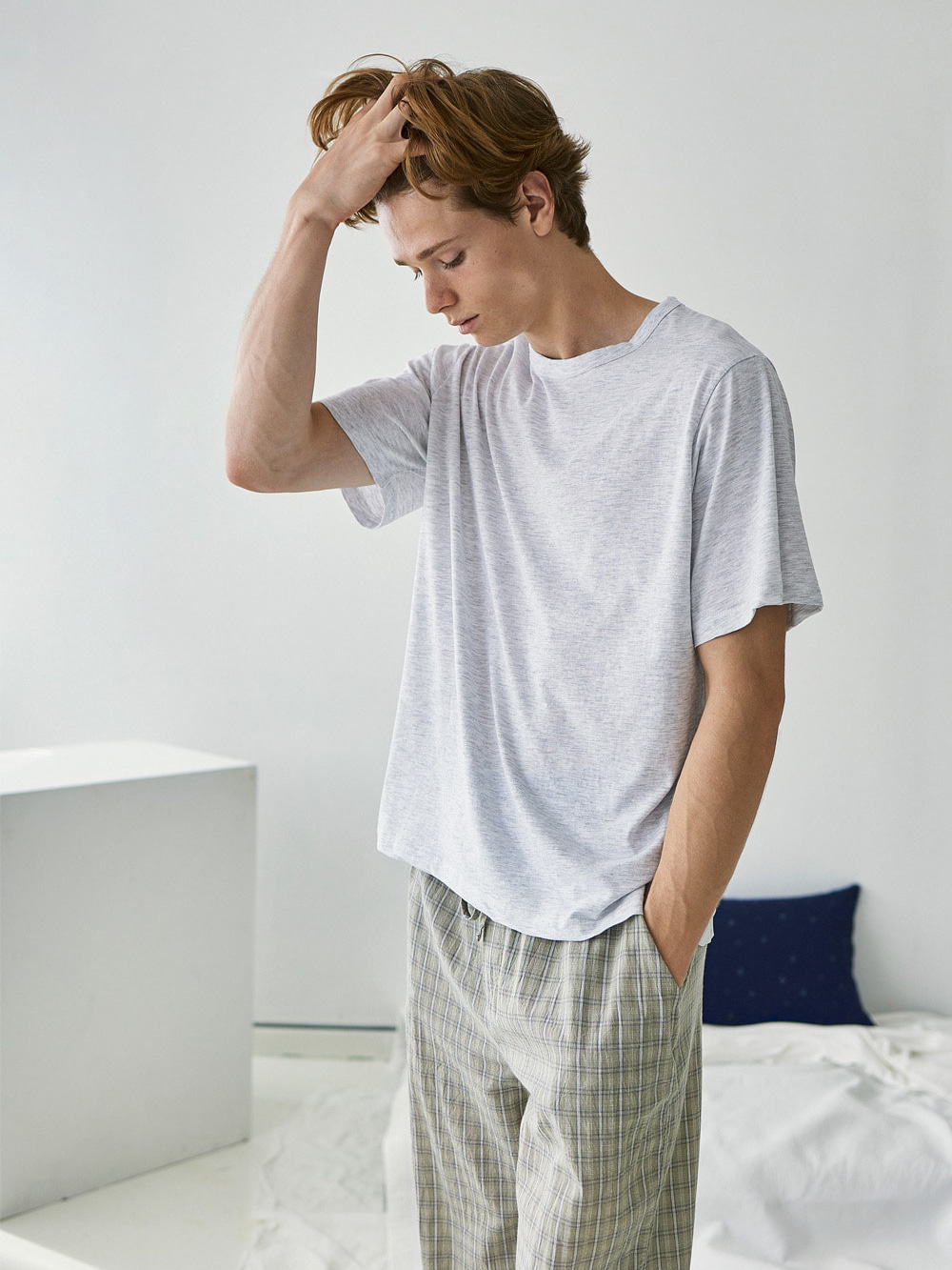 코즈넉 KOZNOK - 코튼 무지 남자 잠옷 파자마 홈웨어 라운지웨어 남성 반팔티 면 티셔츠