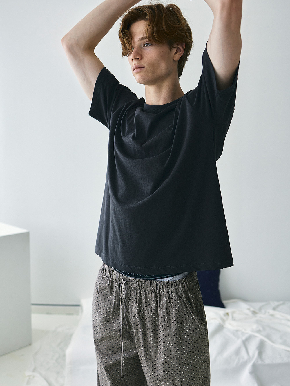 코즈넉 KOZNOK - 코튼 무지 남자 잠옷 파자마 홈웨어 라운지웨어 남성 반팔티 면 티셔츠